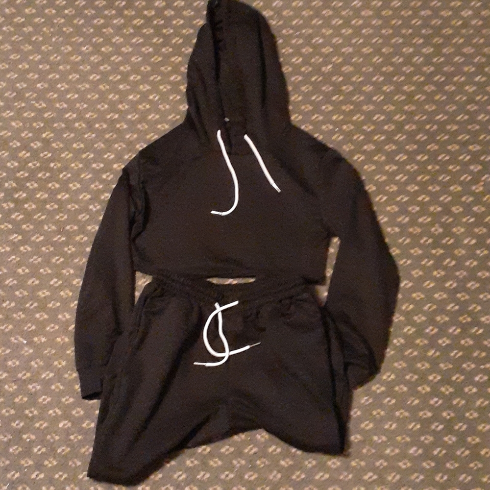 Black two peices sweats